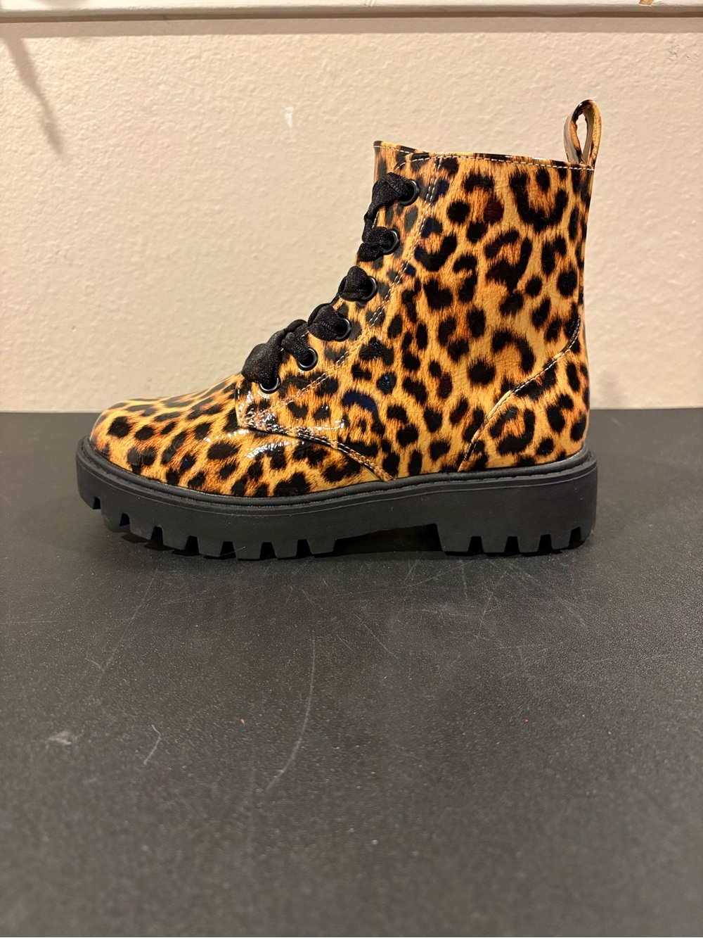 Art Class Kayden Cheetah Print Combat Ankle Boot Multiple Kids Youth Sizes - Picture 4 of 15